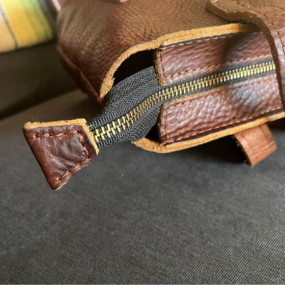 Portland Leather Mini Crossbody- Cinnamon Bear - Nutmeg - Picture 5 of 9